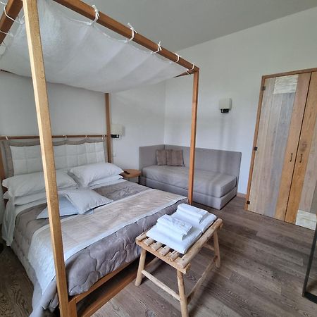 Il Palazzotto Luxury Suites Lecce Szoba fotó